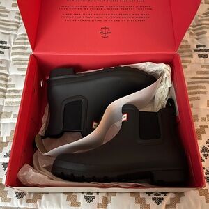 Women’s rain boots